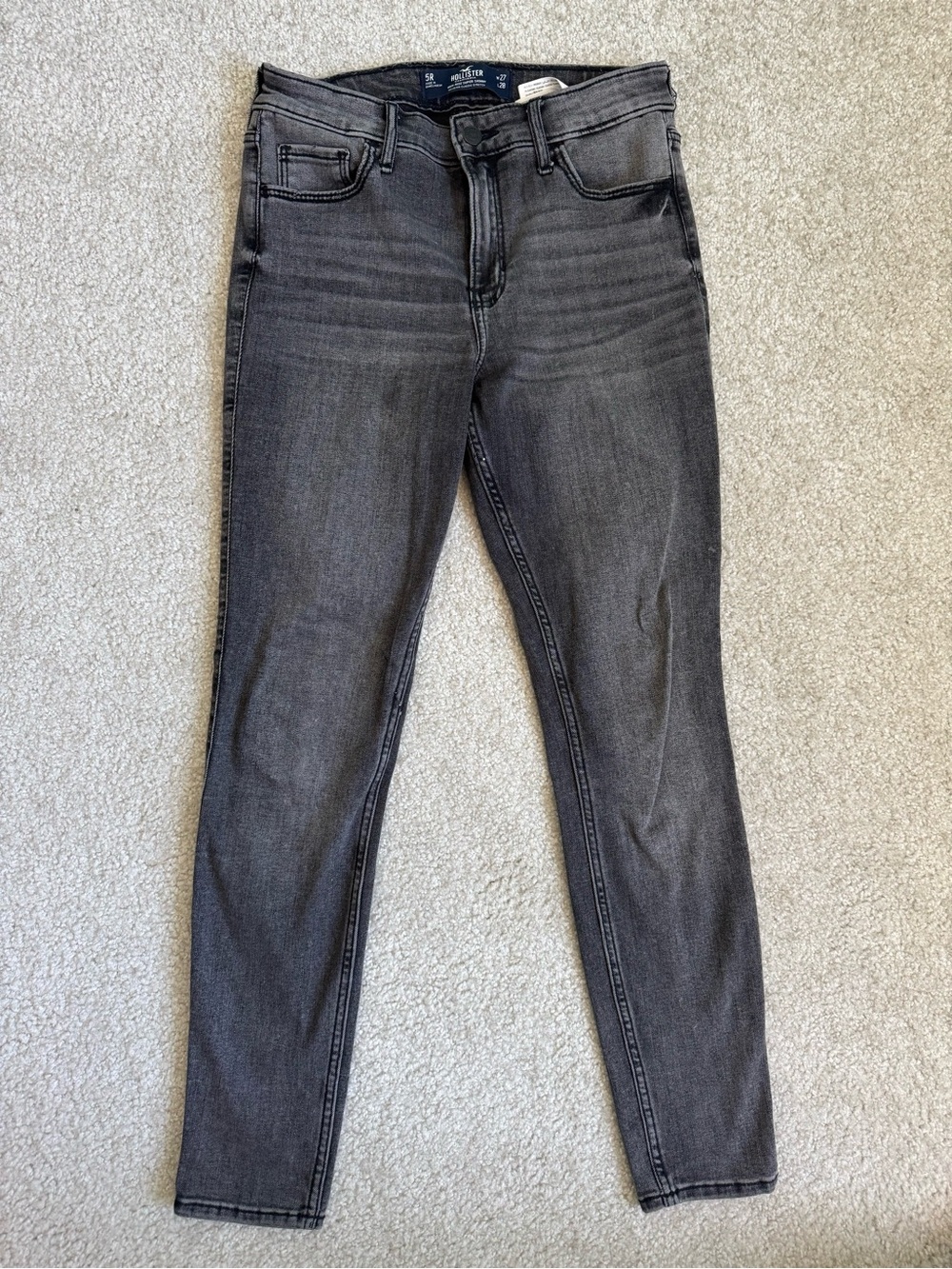 Hollister High-Rise Super Skinny Jeans in Charcoal Gray - Women's 5R W27 L28